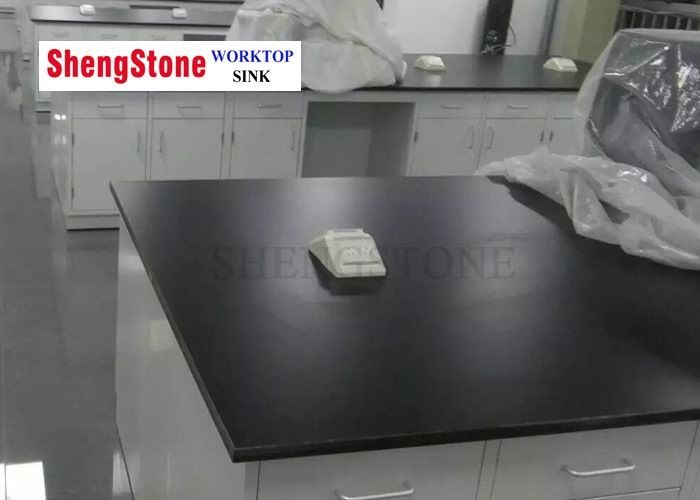 accesorios planos negros 1500*750*800/850 milímetro del laboratorio de Worksurfaces de la resina fenólica del borde